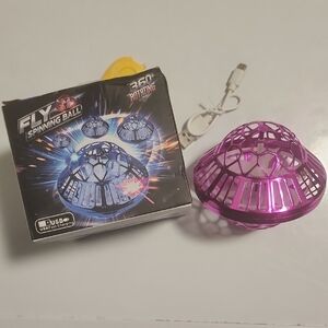 Fly Spinning Ball Toy - Pink
